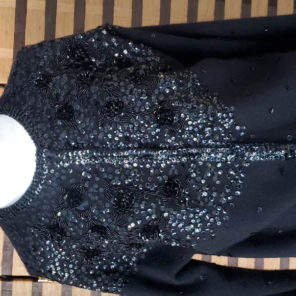 Cecile Angora Bermuda lined cardigan - Picture 3 of 12